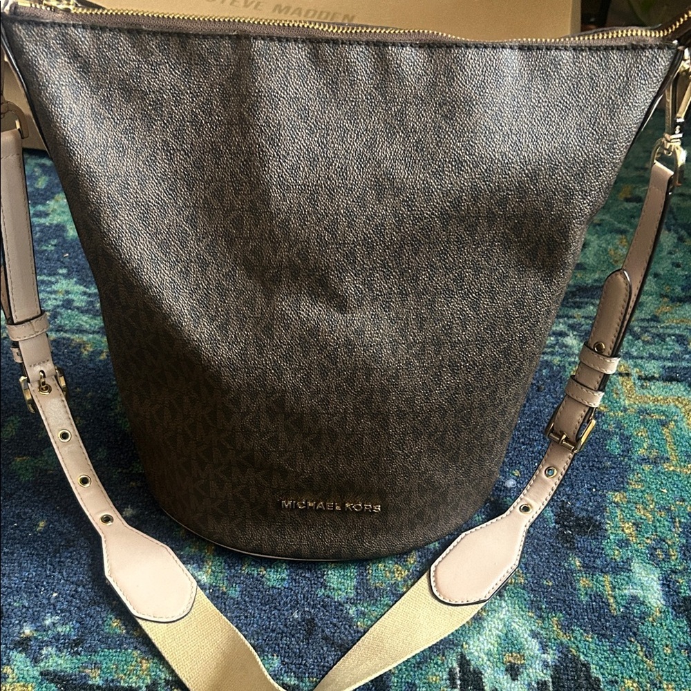 Michael Kors Dark Brown Shoulder Bag